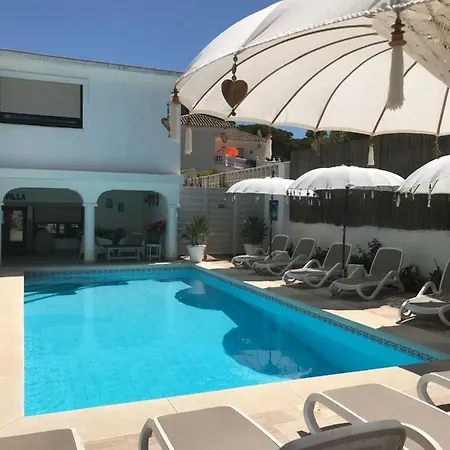 Casa Holandaluzas Near Beach, With Salt Water Pool And Private Parking Apartment