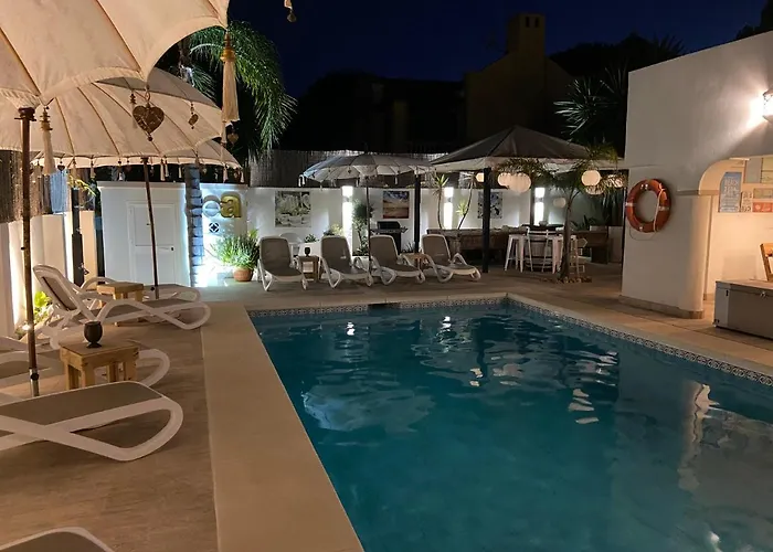Casa Holandaluzas Near Beach, With Salt Water Pool And Private Parking Lejlighed *